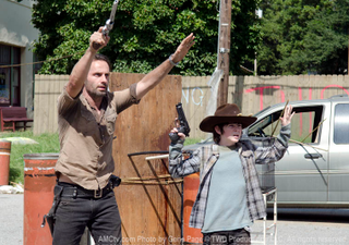 Illustration for article titled Rick finally meets someone crazier than he is in the best Walking Dead episode ever
